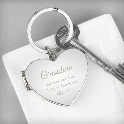 (image for) Personalised Swirl Heart Photoframe Keyring