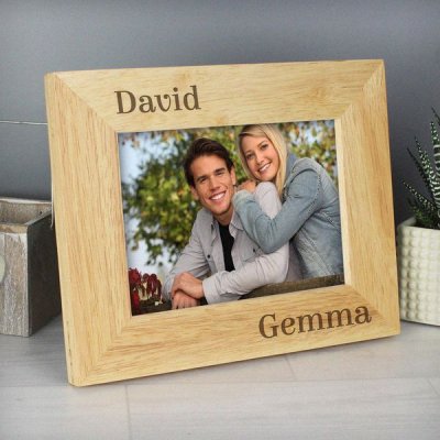 (image for) Personalised Oak Finish 6x4 Couples Photo Frame