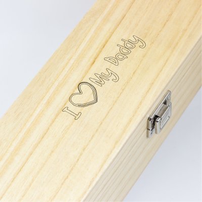 (image for) I Heart Daddy Fathers Day Personalised Wine Gift