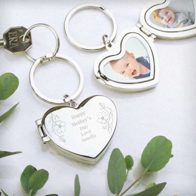 (image for) Personalised Floral Heart Photo Frame Keyring