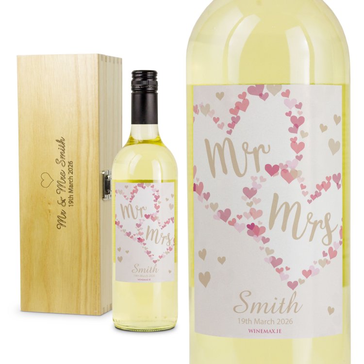 Modal Additional Images for Wedding Confetti Hearts Personalised Wine and Engraved Box Gift Set