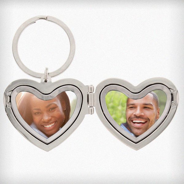 Modal Additional Images for Personalised Heart Photoframe Keyring