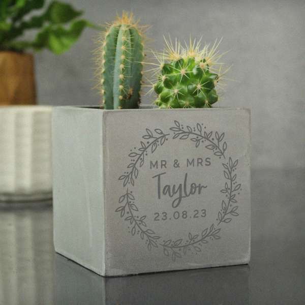 (image for) Personalised Floral Wreath Concrete Plant Pot