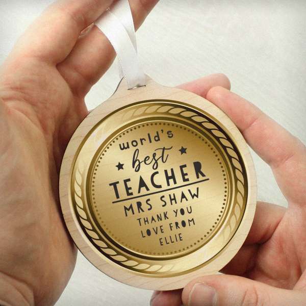 Modal Additional Images for Personalised World?s Best Teacher Round Wooden Medal